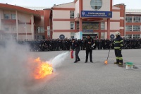 Polis Meslek Yüksekokulu Müdürlüğümüzde Bina Tahliye ve Yangın Söndürme Tatbikatı Düzenlenmiştir.